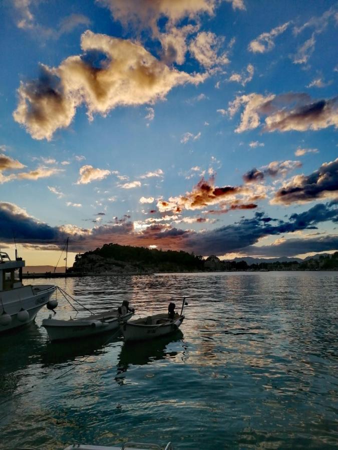 Apartments Bella Figura Makarska Bagian luar foto