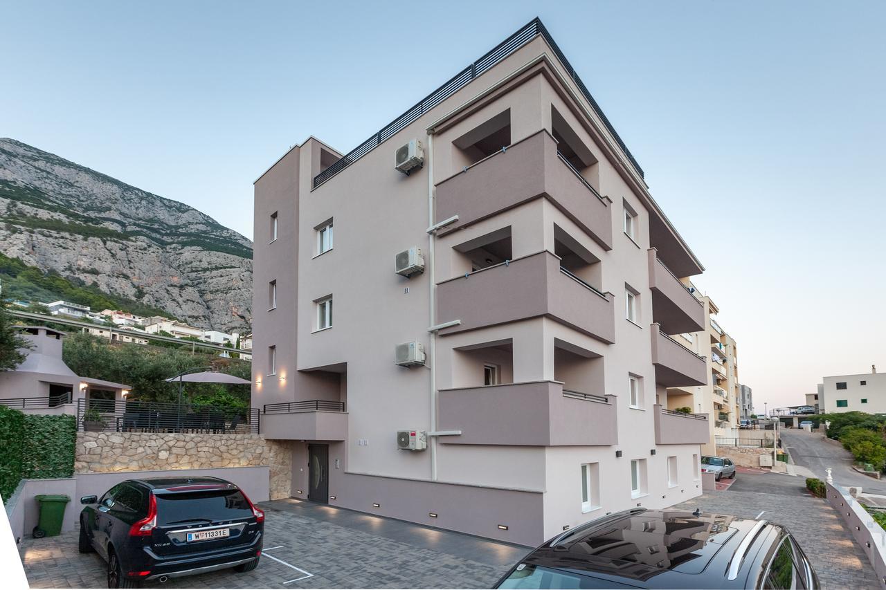 Apartments Bella Figura Makarska Bagian luar foto